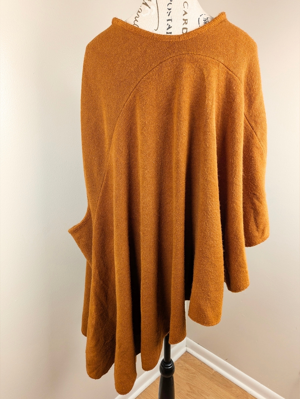 Look By M Assymetrical One Arm Sleeve Poncho Wrap OS Camel Rust Brown Boho